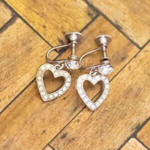 Vintage Silver Tone Dainty Hearts Rhinestone Screwback Earrings | by Weiss | H33